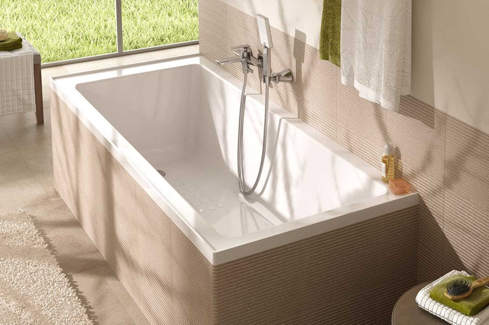 URBAN 1675 X 800 bath white