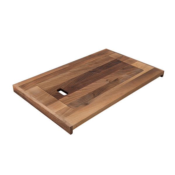 MACC093 – Walnut Chopping Board
