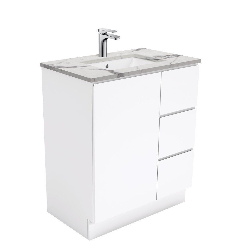 Sarah Calacatta Marble Undermount 750 Fingerpull Gloss White Vanity on Kick
