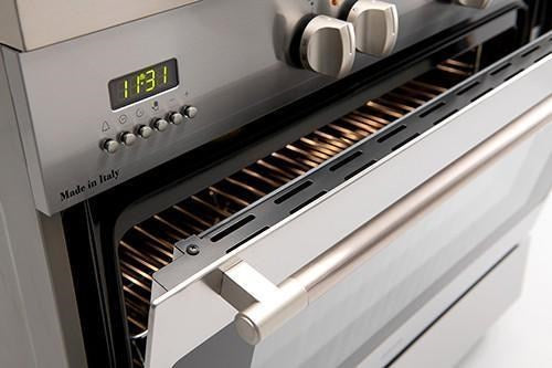 90cm Freestanding Cooker, 8 function Electric Oven , 5 Burner Gas cooktop WOK On Left,Large 109ltr gross capacity LED Clock bottom storage