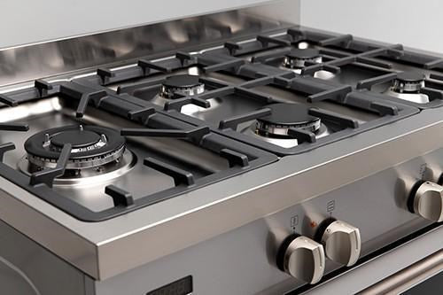 90cm Freestanding Cooker, 8 function Electric Oven , 5 Burner Gas cooktop WOK On Left,Large 109ltr gross capacity LED Clock bottom storage