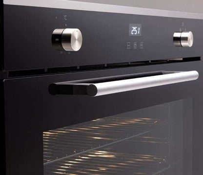 90cm x 60cm, Giant Oven 9 x Multifunction Programmable Touch LED Clock timer, Large 109ltr gross capacity , 1 x telescopic runner