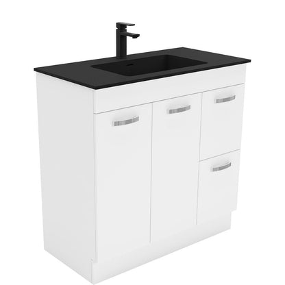 Montana Unicab 900 Vanity On Kickboard
