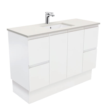 SARAH ROMAN SAND 1200 Fingerpull Matte White Cab on Kick 1TH