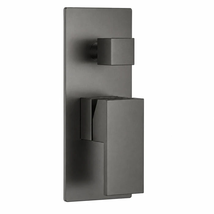 Regio Vogue Bathroom Wall Mixer with Diverter
