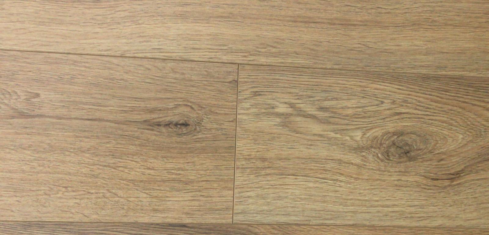 LAMINATE FLOORING CLICK SYSTEM 1218x198x12mm     8 pieces (1.93sqm)/Box  45 Boxes/Pallet    $16/sqm